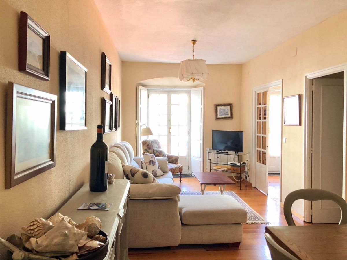 Apartamento El Parque Luarca Zewnętrze zdjęcie
